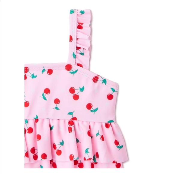 Girls Swim - Picture 3 of 3